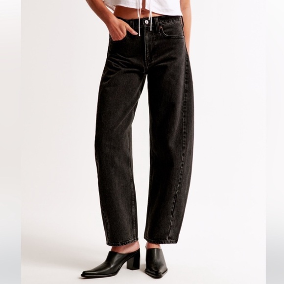 Abercrombie & Fitch Mid Rise Black Barrel Jeans Size 29 Long - Tall Size - Picture 4 of 16